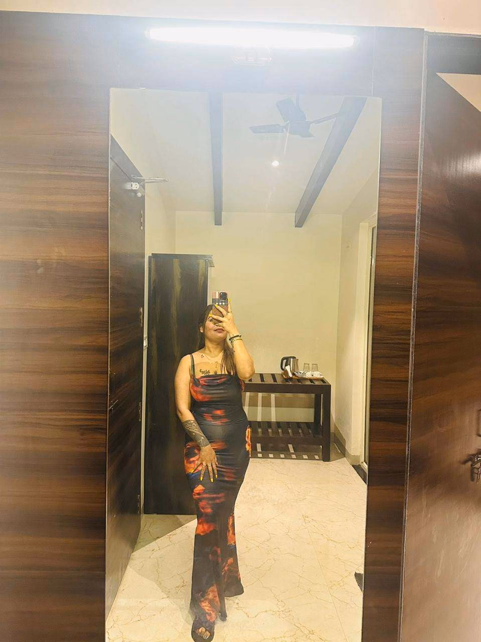 KALPNA — ESCORT VAGATOR | CLIFF HOTELS & SUNSET BARS — Russian Escorts in Vagator, Goa